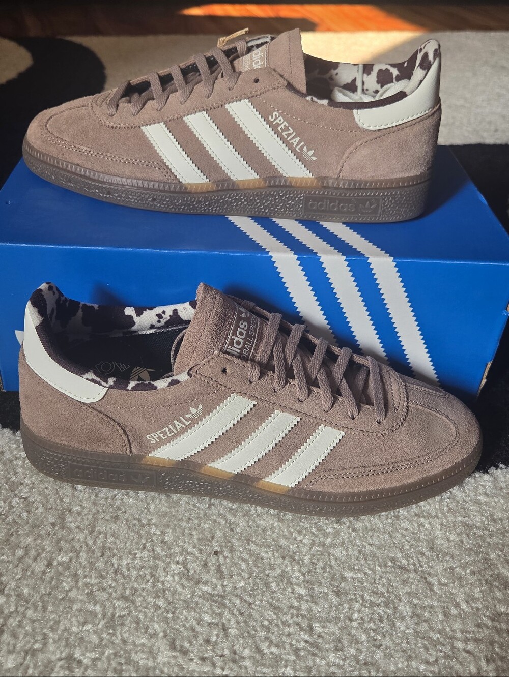 NWT | Sz 9.5 | adidas Spezial Suede Sneakers in Taupe and White - Picture 1 of 7